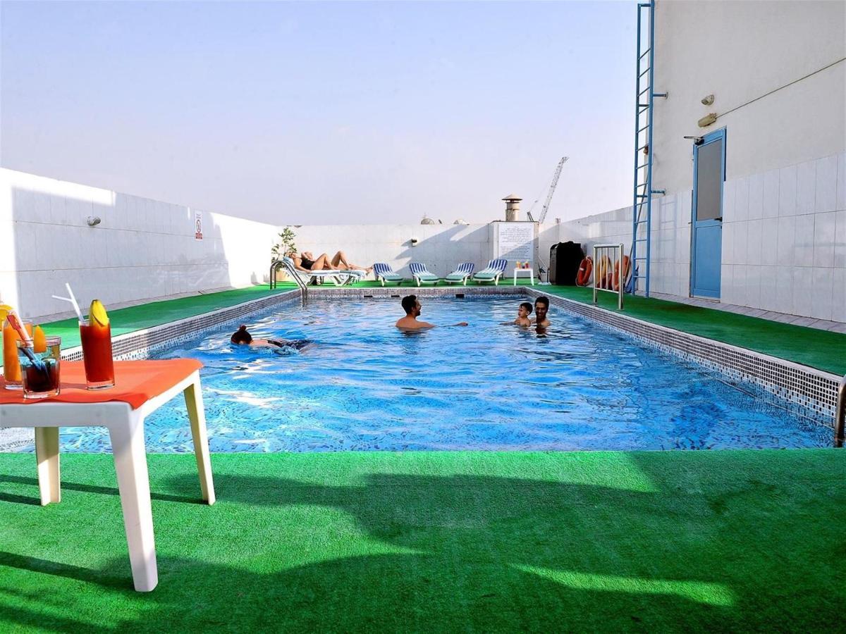Signature Inn Hotel Deira Dubaj Kültér fotó