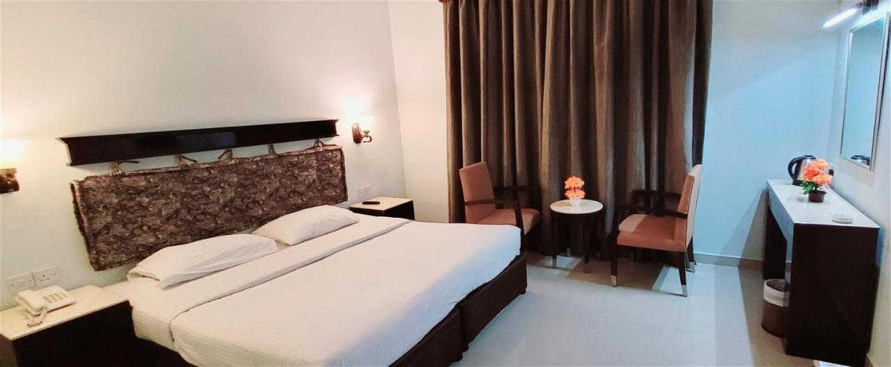 Signature Inn Hotel Deira Dubaj Kültér fotó